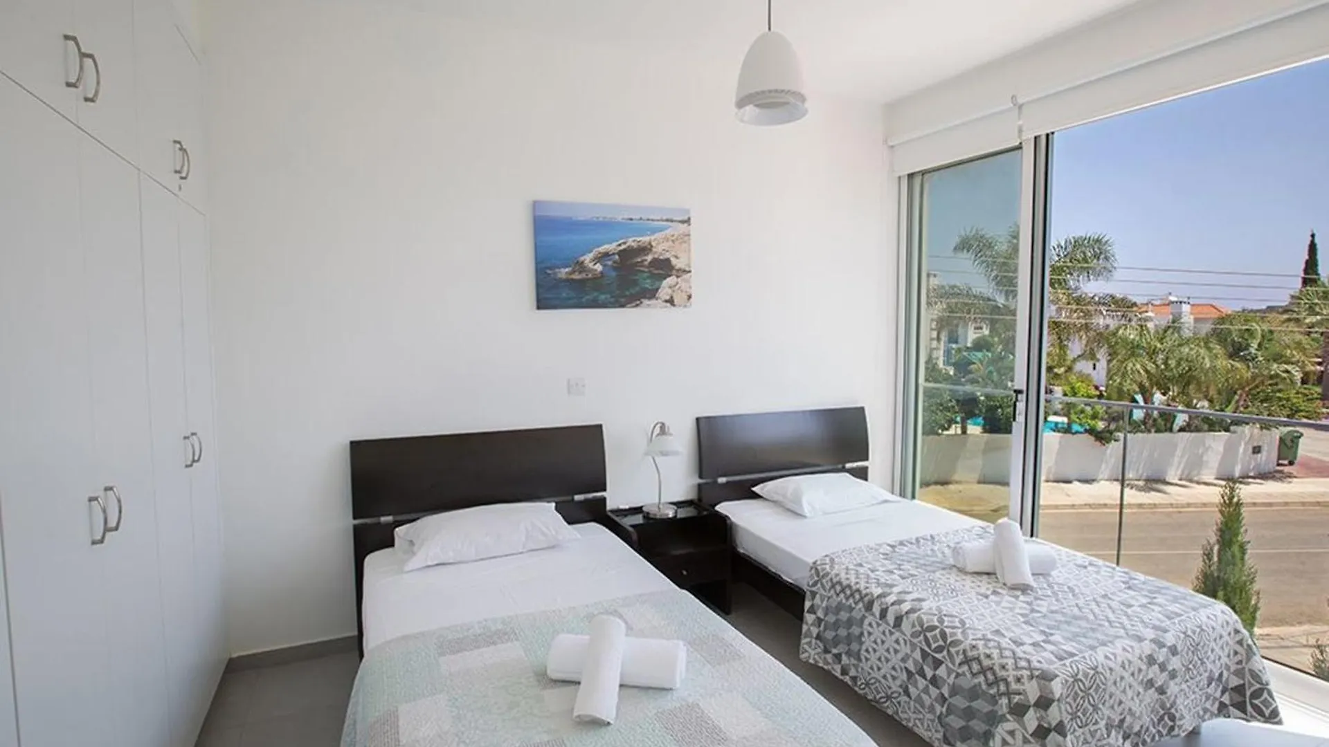 Villa Ochosto Chrysos - Stunning 5 Bedroom Protaras Villa - Close To Fig Tree Bay Beach Kypr